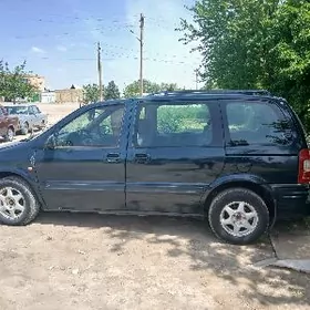 Opel Sintra 1999