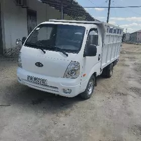 Kia Bongo 2005