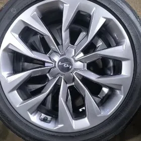 KIA SARENTO LIMTET disgasy