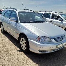Toyota Avensis 2002