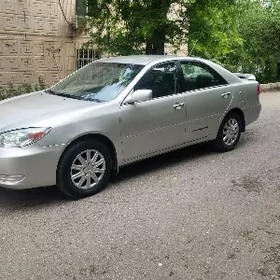 Toyota Camry 2003