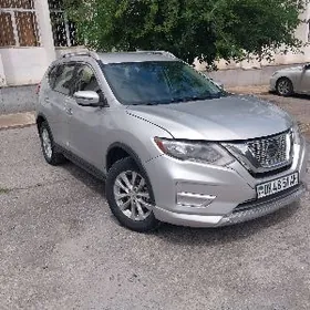 Nissan Pathfinder 2017