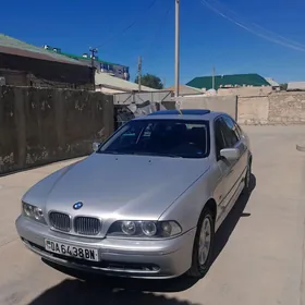 BMW E39 2002