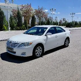 Toyota Camry 2010