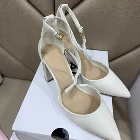 Босоножки кожаные ALDO