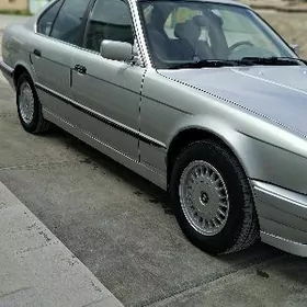 BMW E34 1993