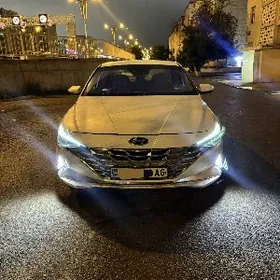 Hyundai Elantra 2021