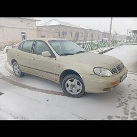 Daewoo Leganza 1998