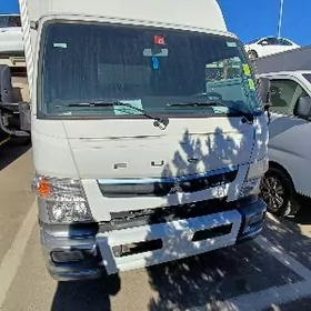 Mitsubishi Canter 2020