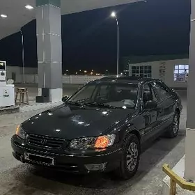 Toyota Camry 2001