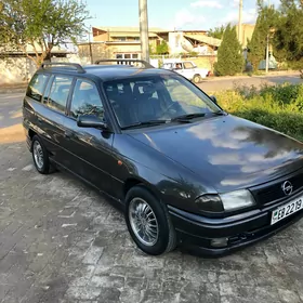 Opel Astra 1998