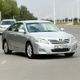 Toyota Camry 2010