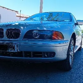 BMW E39 1999