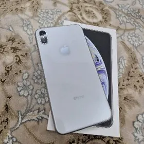 iPhone Xs max 80