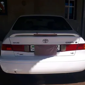 Toyota Camry 2000