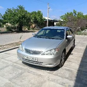 Toyota Camry 2003