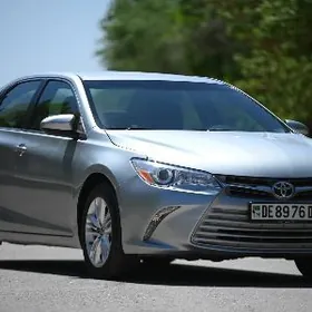 Toyota Camry 2015