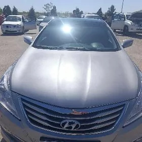 Hyundai Azera 2015