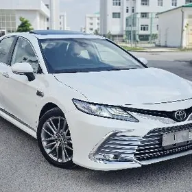 Toyota Camry 2024