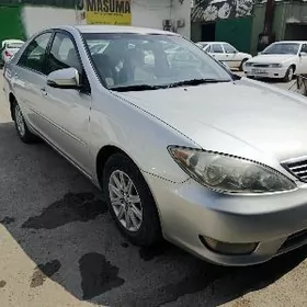 Toyota Camry 2002