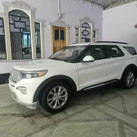 Ford Explorer 2020