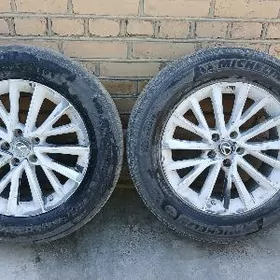 Tigir, diska leksus 235,65,18