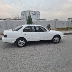 Toyota Camry 1993