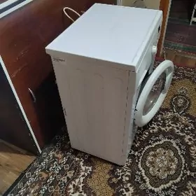 стиралка LG 5 кг