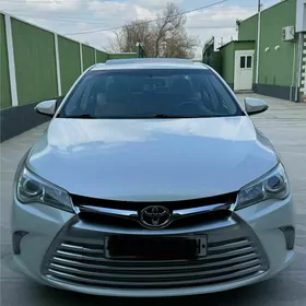 Toyota Camry 2016