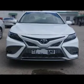 Toyota Camry 2023