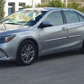 Toyota Camry 2017