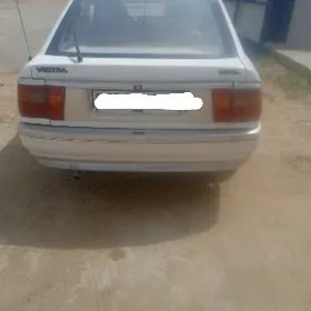 Opel Vectra 1992