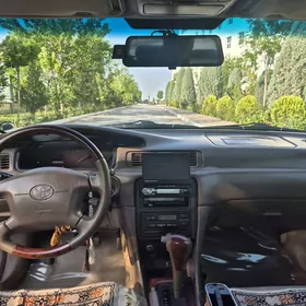 Toyota Camry 1999