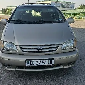 Toyota Sienna 2002