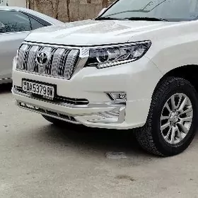 Toyota Land Cruiser Prado 2019