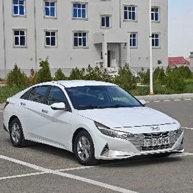 Hyundai Elantra 2021
