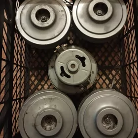 МОТОР MOTOR ОТ ПЫЛЕСОСА Б/У