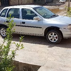 Opel Vita 1998