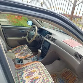 Toyota Camry 1999