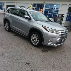 Toyota Highlander 2018