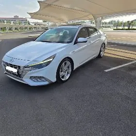 Hyundai Elantra 2021