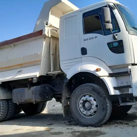Ford Cargo 3535D 2013