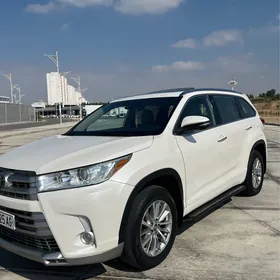Toyota Highlander 2018