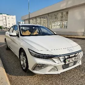 Hyundai Elantra 2025