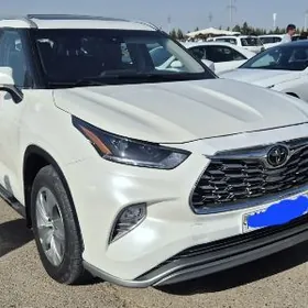 Toyota Highlander 2023