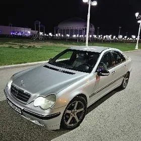 Mercedes-Benz 230E 2002
