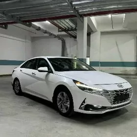 Hyundai Elantra 2021