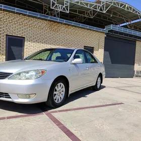 Toyota Camry 2005