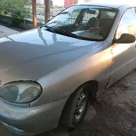 Daewoo Lanos 1998