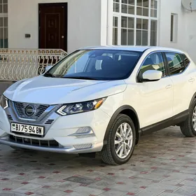 Nissan Rogue Sport 2021